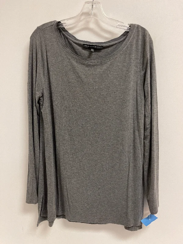 women's tops for those who want to show off their figure in a flattering wayTop Long Sleeve By White House Black Market In Grey, Size: L