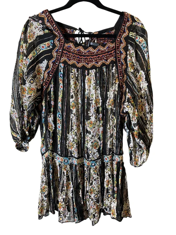 women's tops for those who want to stay on top of the latest fashion trends and wear pieces that are both stylish and on-trendTop Long Sleeve By Free People In Multi-colored, Size: Xs