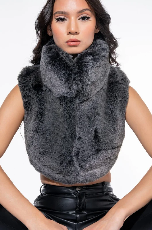 women's coats for relaxed weekendsSOLANGE CROP FAUX FUR VEST