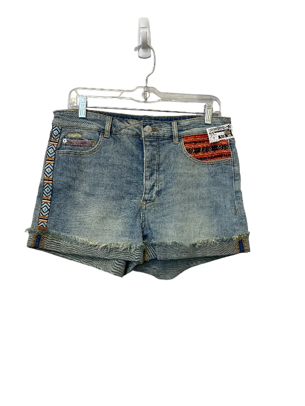 women's flared shortsBlue Denim Shorts Pilcro, Size 28