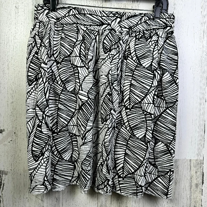 women's warm party skirtsBlack & White Skirt Mini & Short Loft, Size 16