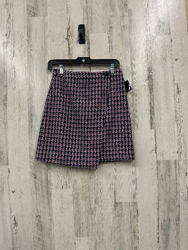 women's adventure-ready evening skirtsNavy Skirt Mini & Short Loft, Size 2