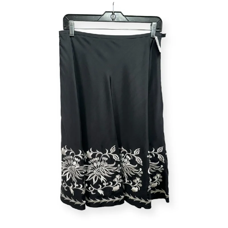 women's spring mini skirtsSilk Embroidered Black & White Skirt Designer Juliana Colleczione, Size 4