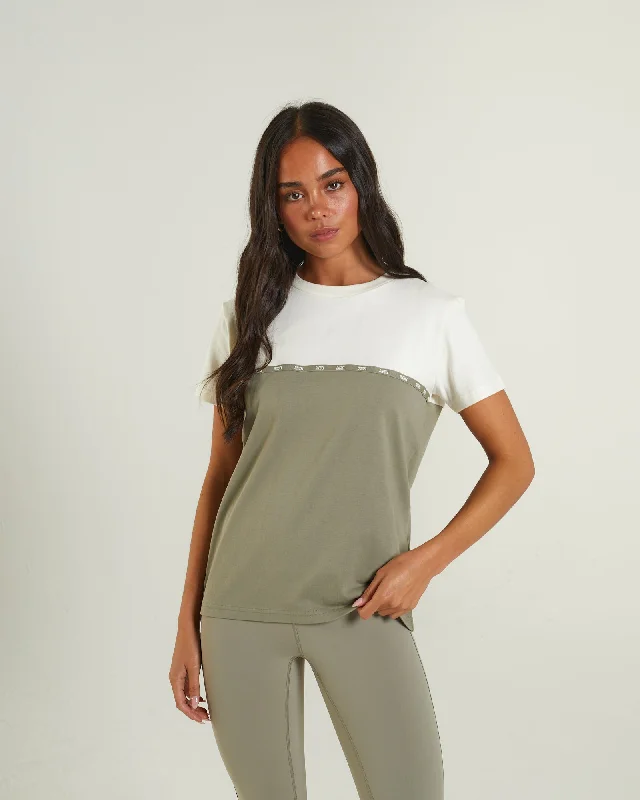 women's tops for date nightsSandy T-Shirt Dusty Sage