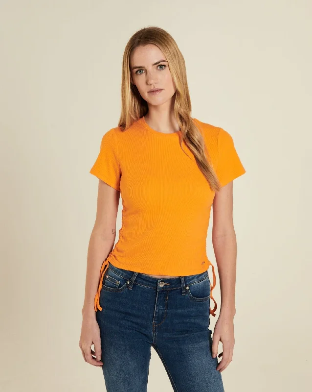 chic women's tops for everyday wearEbba T-Shirt Orange Sorbet