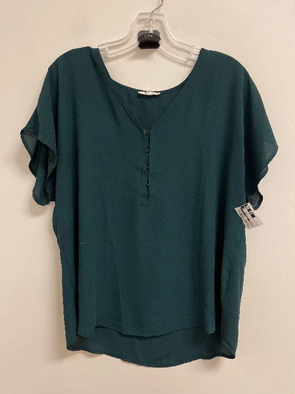 women's tops with unique designsTop Short Sleeve By Maurices In Green, Size: L