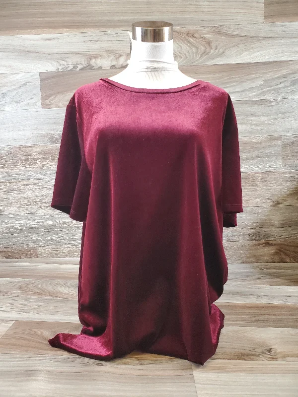 women's tops for those who want to wear versatile pieces that can be dressed up or downTop Short Sleeve By Old Navy In Red, Size: Xl