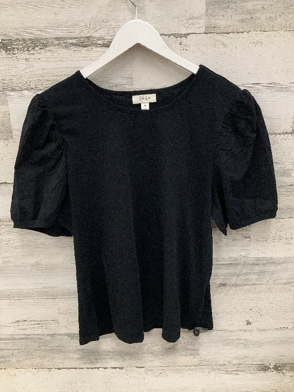 women's tops for those who want to invest in timeless piecesTop Short Sleeve By Style And Company In Black, Size: Xl