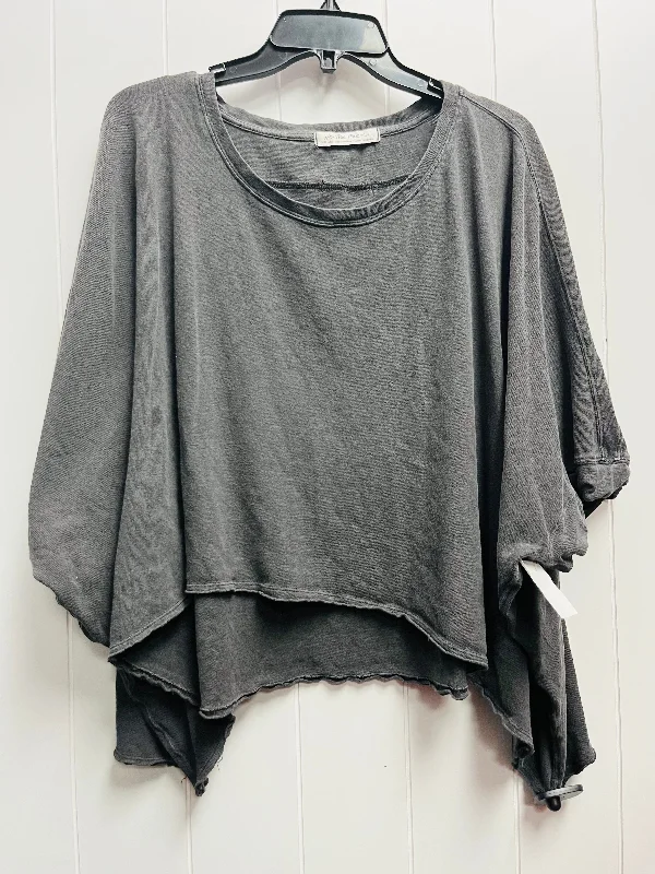 women's tops with ruffled hemsTop Short Sleeve By We The Free In Grey, Size: Xl